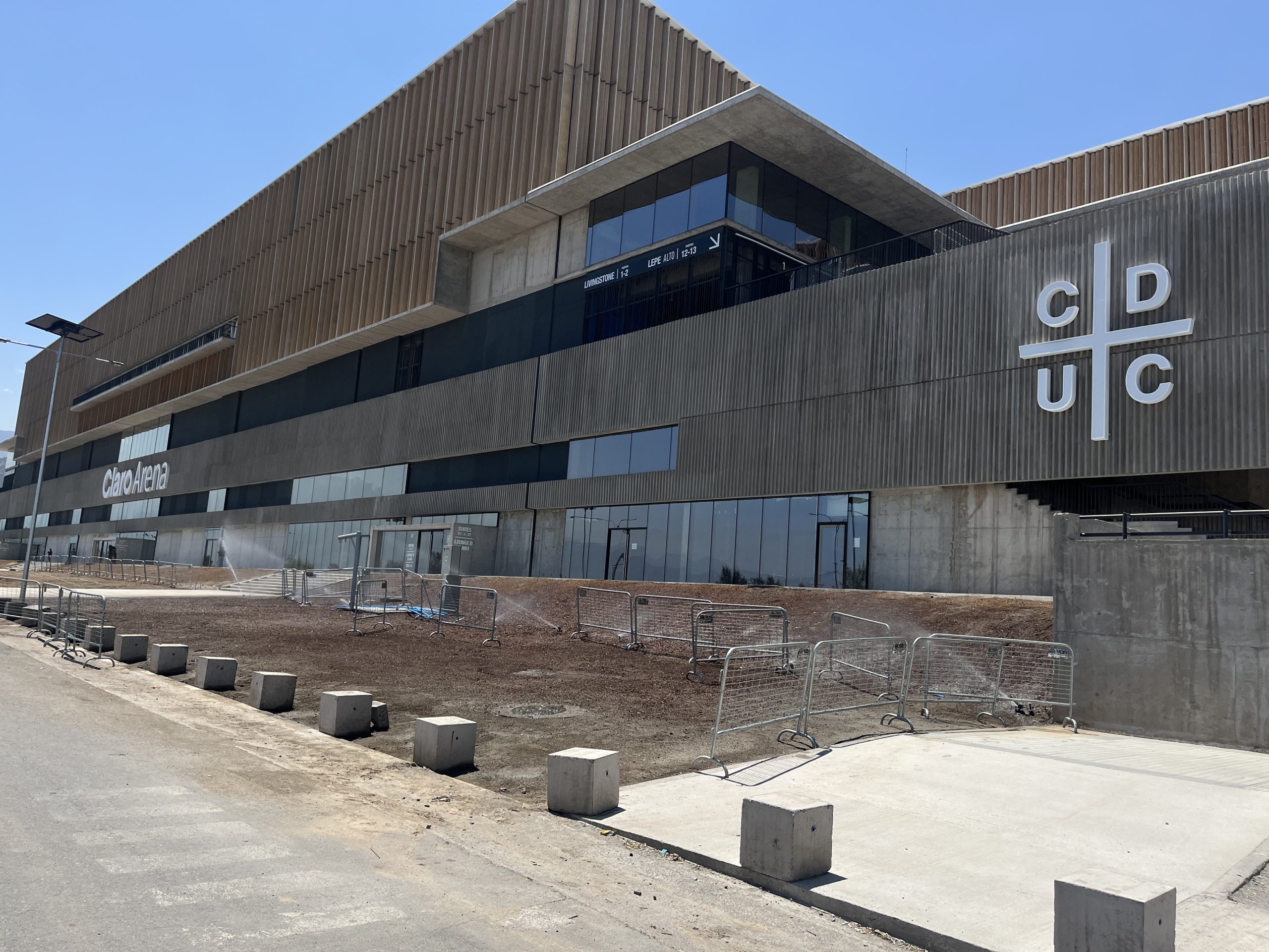 Claro Arena: quejas de usuarios a conciertos en el estadio